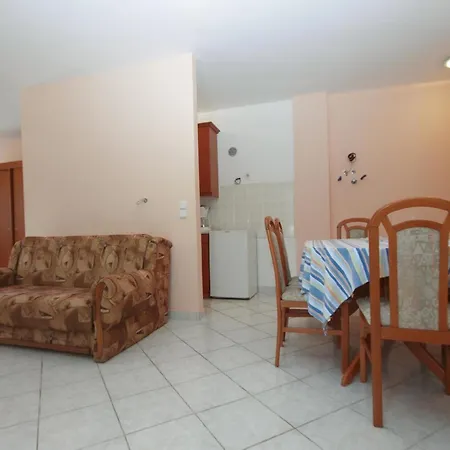 Fuer 6 Personen Ca 56 Qm In Fazana, Istrien Istrische Riviera Apartment *